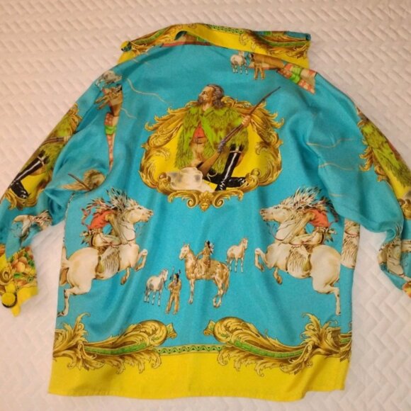 Picture Perfect Vintage Gianni Versace Silk Shirt Size 40. Made In Italy. - Picture 2 of 7